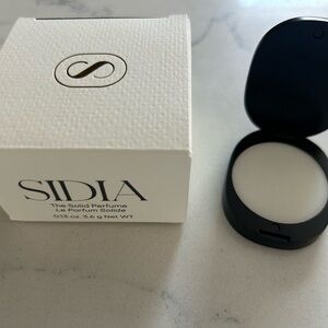 SIDIA THE SOLID PERFUME IN SOAKED NIB